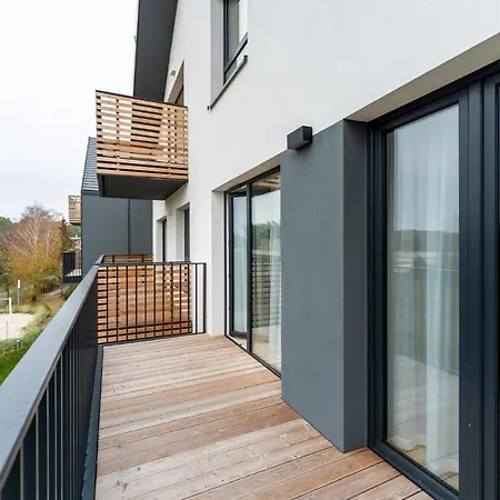 Submarine Surfingbird Apartamento