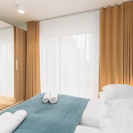 Submarine Surfingbird Apartamento