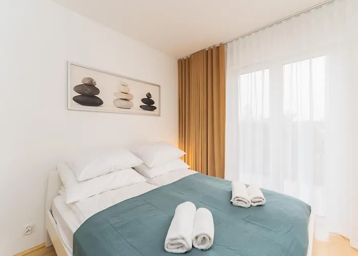 Submarine Surfingbird *