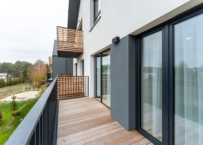 Submarine Surfingbird アパート